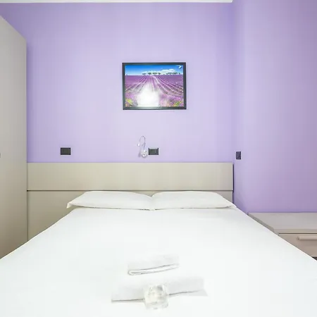 Pensión Estay Piazza Repubblica Cagliari