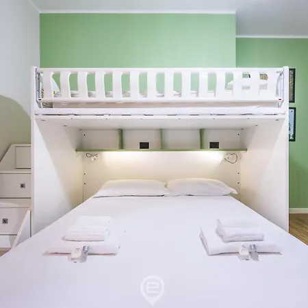 Estay Piazza Repubblica Pensjonat 3*