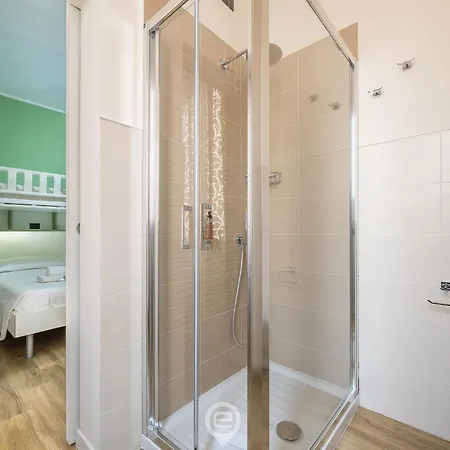 Pensjonat Estay Piazza Repubblica 3*