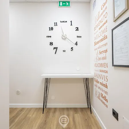 Pensjonat Estay Piazza Repubblica 3*